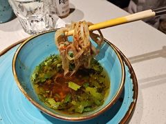 -墨居上隐·院子里火锅(峨眉店)