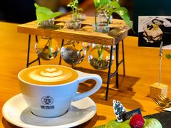 -ZING COFFEE 镜咖啡