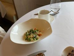 帝王蟹蟹肉烩饭配甜豆和莳萝-Jean Georges