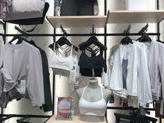 -lululemon athletica(希慎广场店)