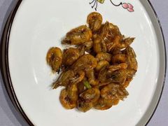 油爆小河虾-屋里厢上海菜馆