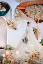 -拉瑞娜LaReine婚纱礼服高级定制