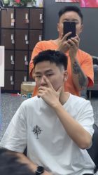 -藤野造型专业烫染接发