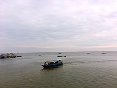 -洞里萨湖
