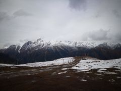 -亚拉雪山风景区