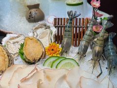 -得意咚瓜·顺德鱼生·冬瓜火锅(深圳首店)