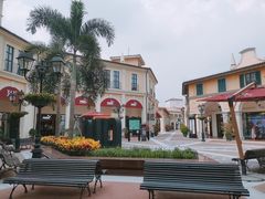 -佛罗伦萨小镇广佛名品奥特莱斯(疏港路店)