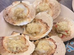 蒜蓉烤大元贝-贞姨美食·老字号海鲜大排档