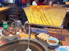 -山河屯铁锅炖·非遗东北菜(南山店)