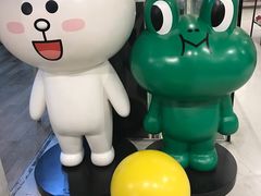 -LINE FRIENDS Garosu-gil Flagship Store