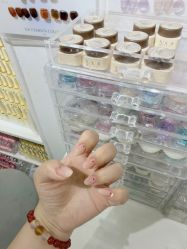 -尤米一站式美甲美睫