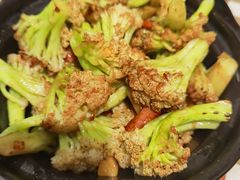 -新大咀港式茶餐厅(宝山万达店)