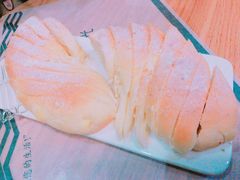 -焙丽拾光(麦凯乐直营店)