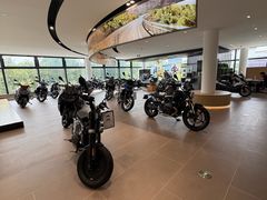 -北京京宝行宝马4S店(闵庄路店)