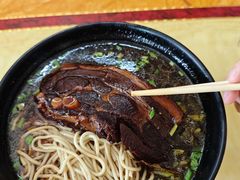 -小龙大肉面馆