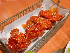 -肥肥虾庄·金牌油焖大虾(杨园滨江时代walk店)