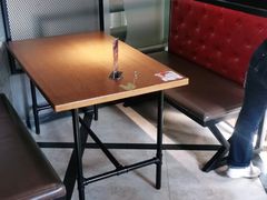 卡座-比格比萨自助(花园路店)