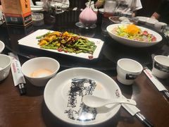 -东口码头·烧鸽子·鱼头泡饼·地方菜(金鹰悦城店)