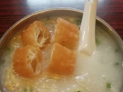 -陈老添美食店(宝华路店)