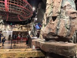 点击看大图 -探洞工场(丰科万达旗舰店)