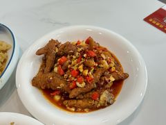 -独一佳老胡湘菜馆(矿山路店)