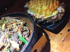 菠萝沙拉-小木屋米酒店总店