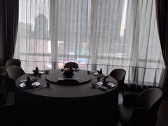 -新白鹿餐厅(百联中环店)