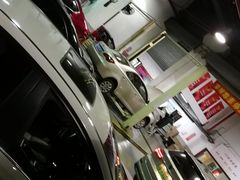 -上汽MG体验中心(徐汇东安路店)