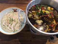 炖粉火锅-津市刘聋子粉馆(林科大店)