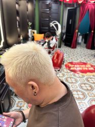 -豪帅男士理容馆