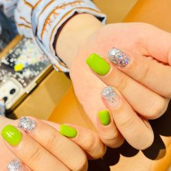 -花系美·美甲美睫精品店