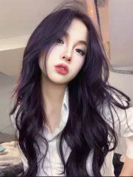 -诗悦发型烫染SALON