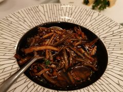 响油鳝糊-老洋房花园饭店(绍兴路店)