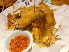 -头上红煨盐鸡·非遗院子餐厅