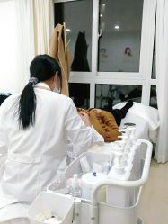 -凡碧诗毛孔清洁收细