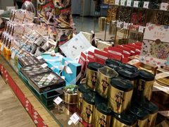 零售区-VENCHI 闻绮(北京国贸商城店)