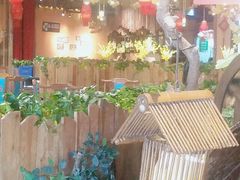 -老滇山寨•云南特色菜•地方菜•民族风情歌舞表演(金碧店)