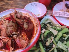 -老闵田螺馆·南昌特色小炒(梦时代店)