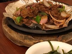 铁板黑椒牛柳-小土豆北方菜馆(文慧园店)