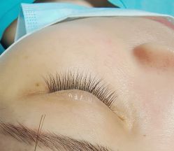 -孔雀手美甲美睫护理