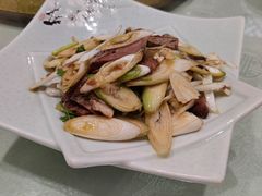 葱拌牛肉-煎饼卷大葱·非遗传承·潍坊菜(十笏园店)