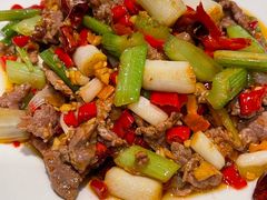 野佐料炒牛肉-福照楼汽锅鸡·云南菜(火车站锦江店)