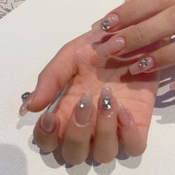 -花系美·美甲美睫精品店