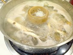 -朴小妹人参鸡汤火锅(长白山万达店)