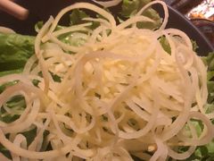 -老牌坊云南鱼豆花火锅(哈西万达店)
