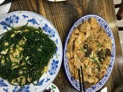 -壹阁胡羊焖饼(特色小吃街店)