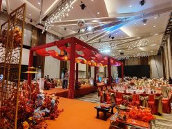 点击看大图 -广州中心皇冠假日酒店·宴会厅