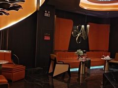 -尚善若水·汤泉·SPA·沐足(东方渔人码头店)