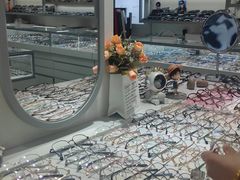 -潘多拉眼镜·蔡司依视路明月(潘家园店)