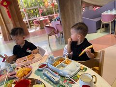 -水桶王国主题餐厅·聚会·生日派对·亲子活动·家庭套餐(亚龙湾希尔顿店)